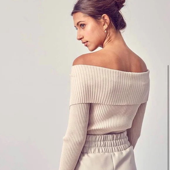 NWOT Black or beige ribbed crop top by DO&BE - Picture 3 of 6